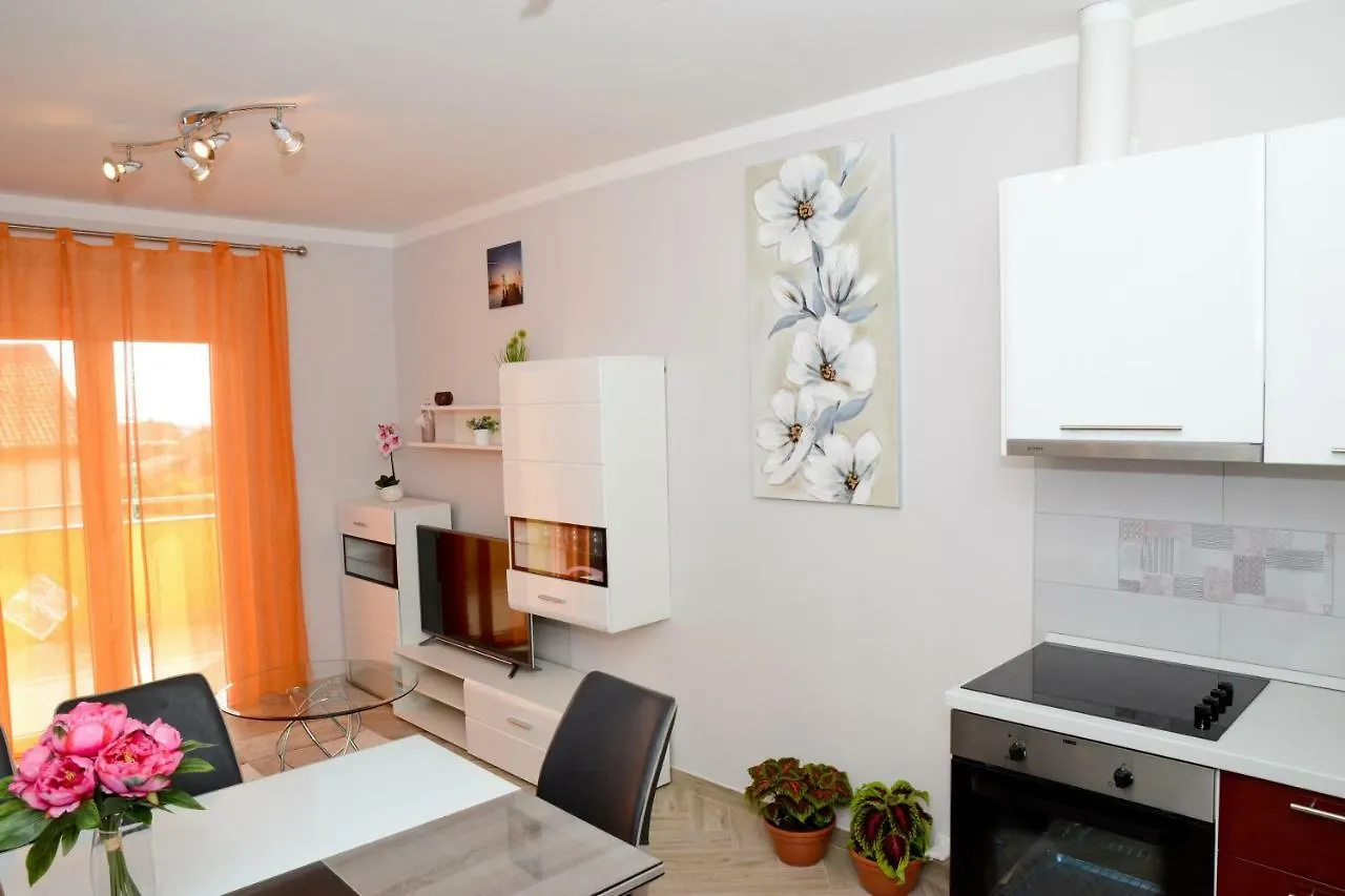 Lejlighed Apartmani Katarina Zadar